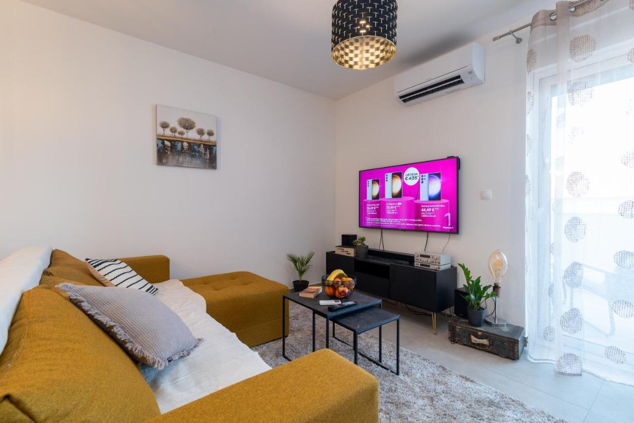 Kamarin Apartment Trogir Luaran gambar