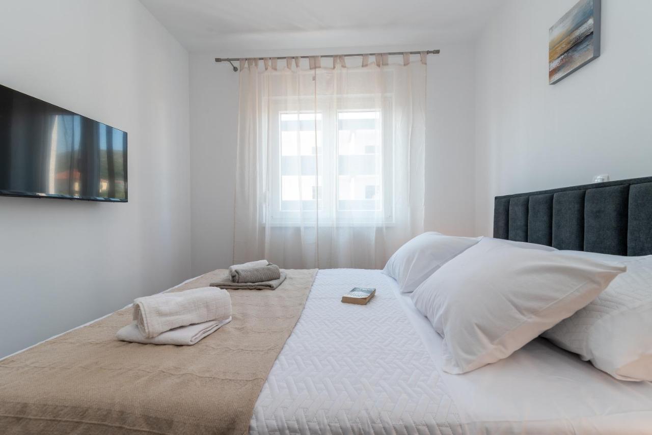 Kamarin Apartment Trogir Luaran gambar