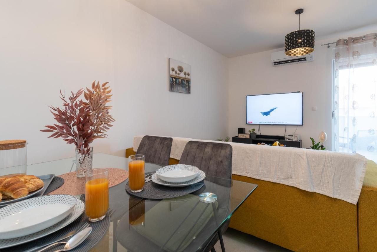 Kamarin Apartment Trogir Luaran gambar