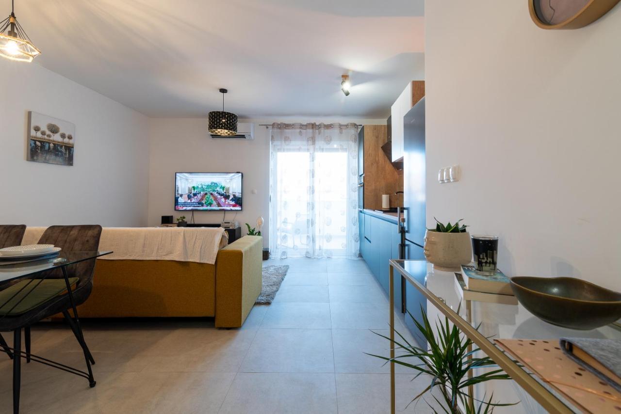 Kamarin Apartment Trogir Luaran gambar