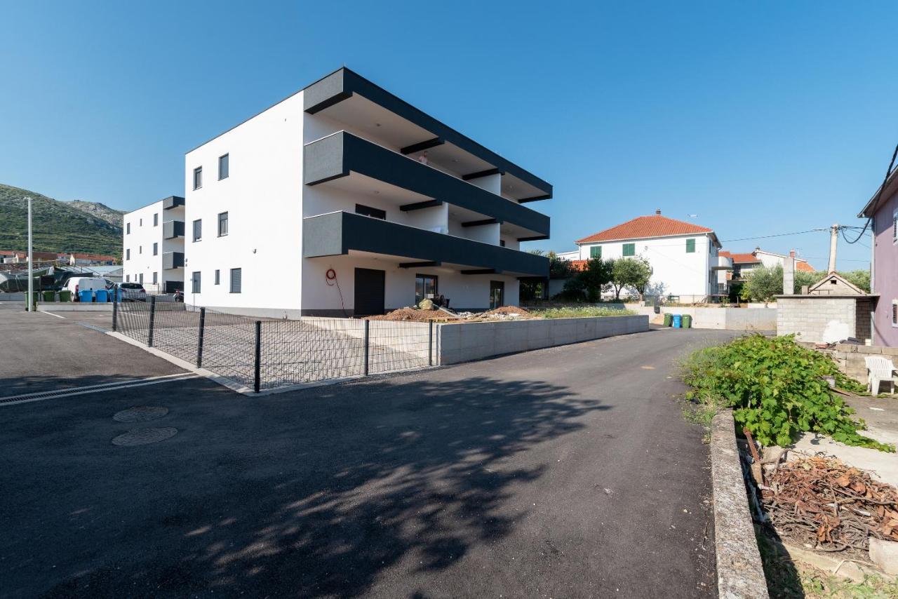 Kamarin Apartment Trogir Luaran gambar