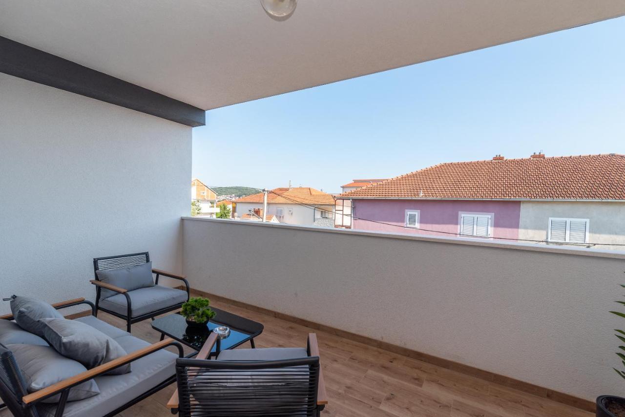 Kamarin Apartment Trogir Luaran gambar