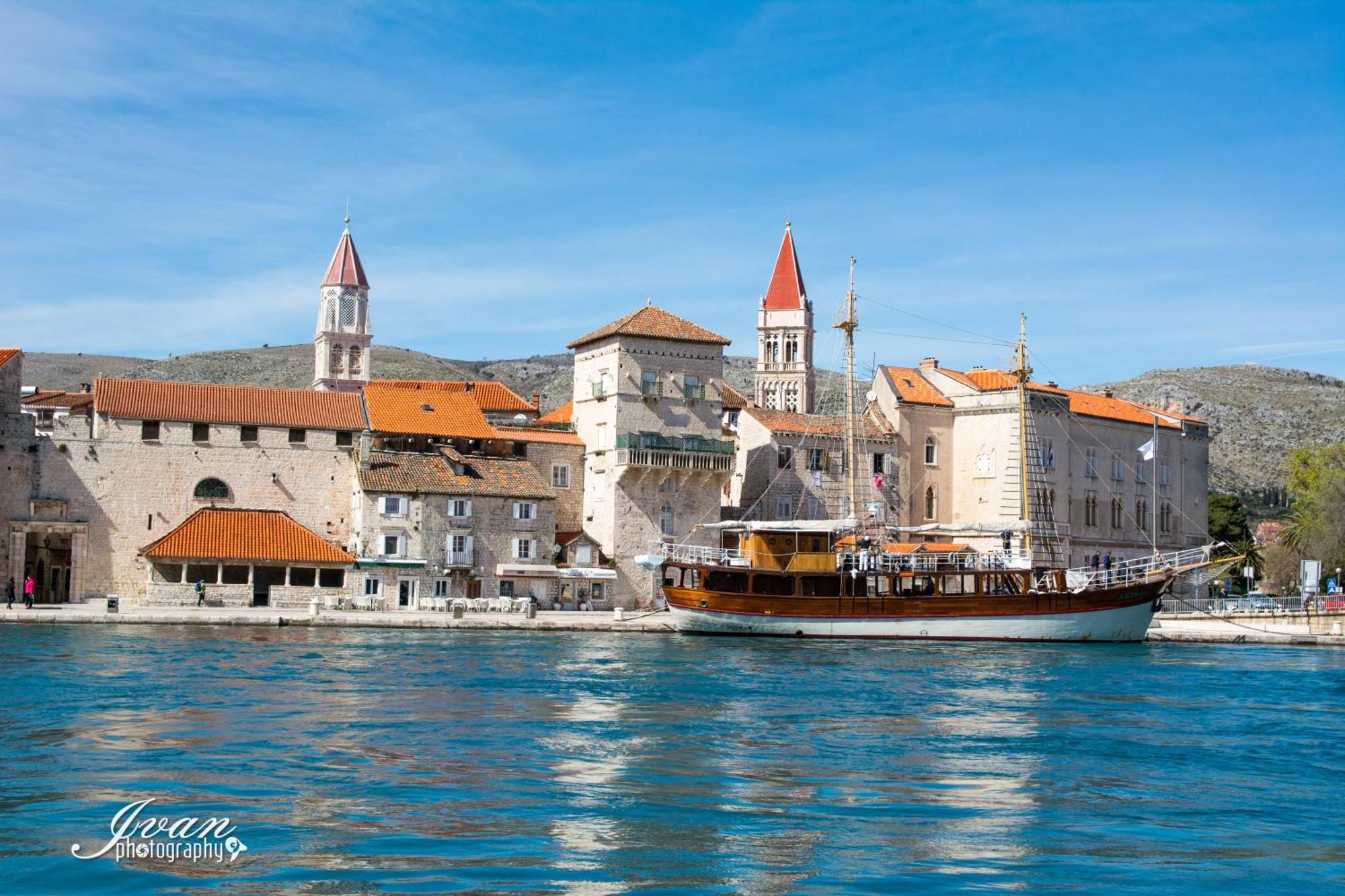 Kamarin Apartment Trogir Luaran gambar