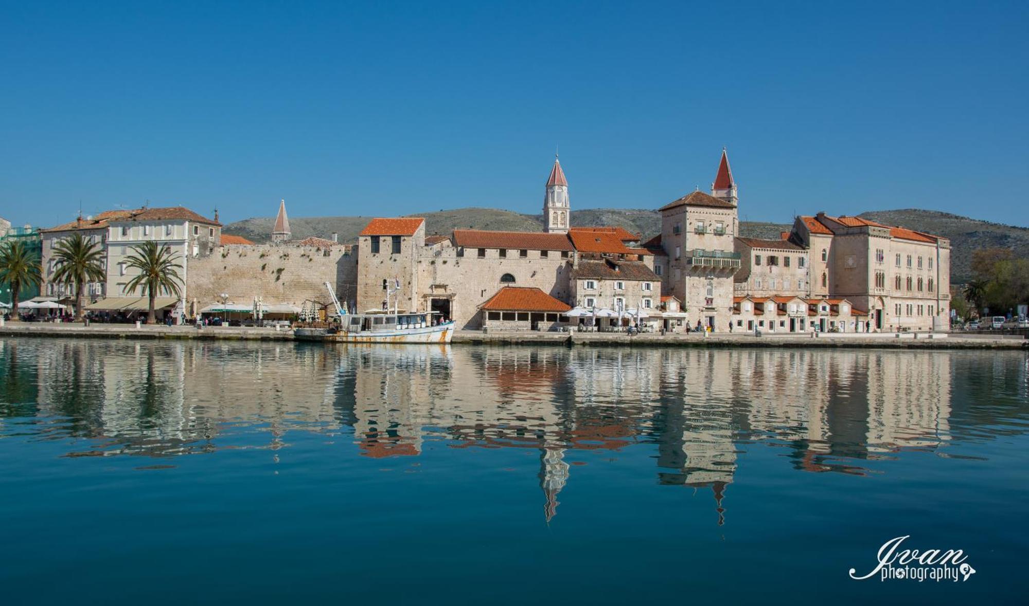 Kamarin Apartment Trogir Luaran gambar